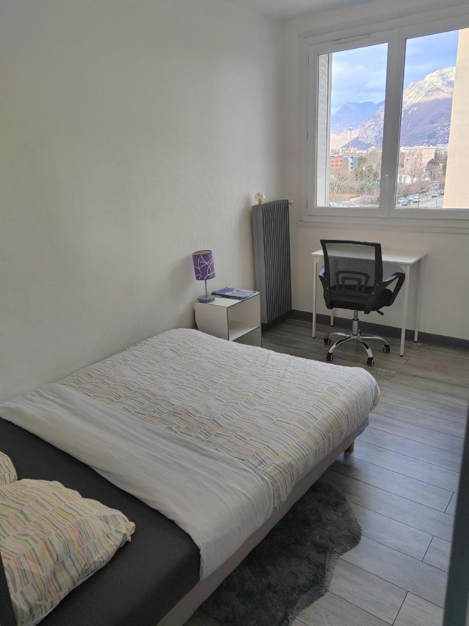 Une Chambre Dans Appartement Partage, Grenoble A 8 Min Du Centre-Ville Εξωτερικό φωτογραφία